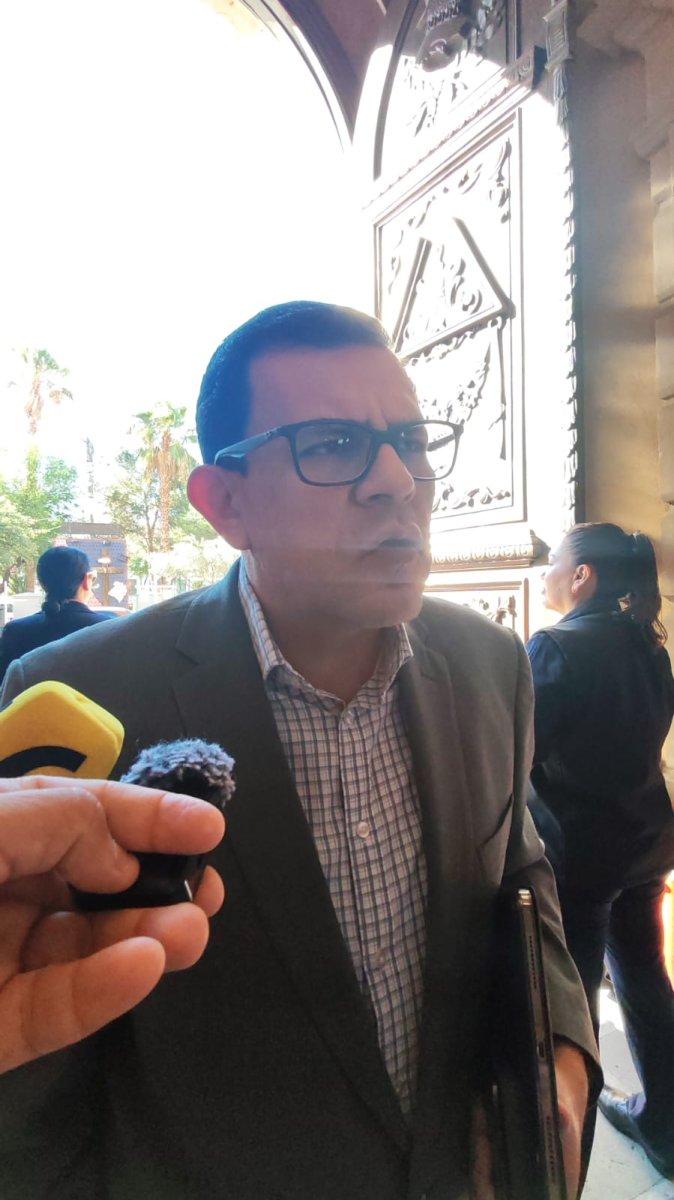 Investiga FGE hallazgo de cuatro hombres asesinados; dejaron narcomensaje y droga en la escena