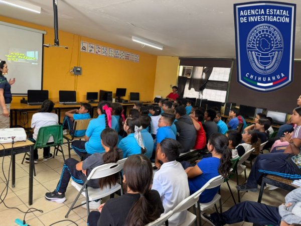 Intensifica GOECHI acciones preventivas en planteles educativos de la región sur