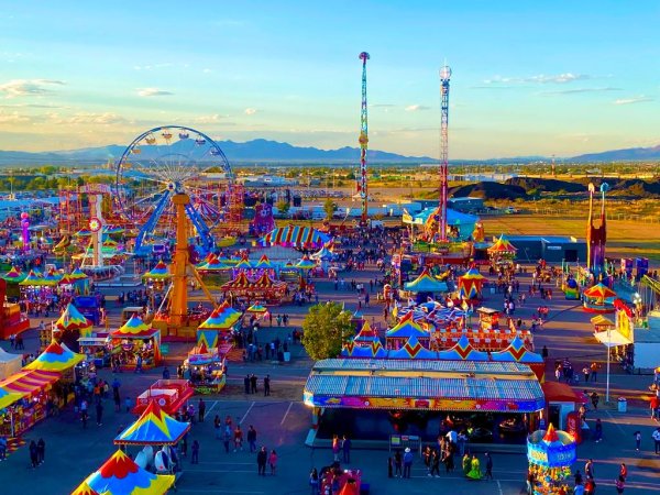 Responde Bonilla críticas de Morena por asistencia a evento en la Feria de Santa Rita