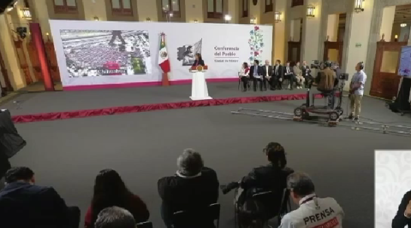 Video: Compara Sheinbaum en mañanera concentración en eventos del fin de semana