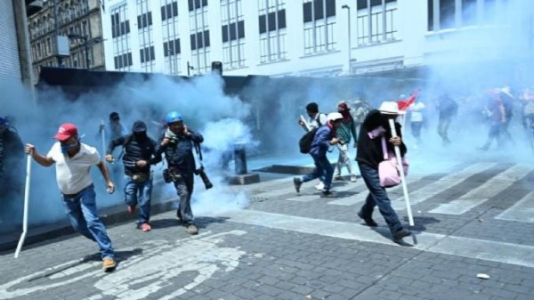 Maestros de la CNTE heridos en el Zócalo son promotores de la 4T en Guerrero