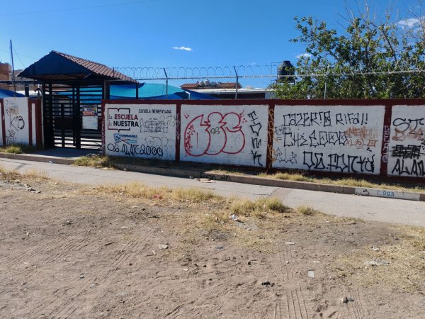 Atienden denuncia por vandalismo en escuela “Nellie Campobello”