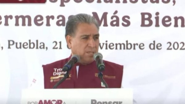 Sale delegado del IMSS-Bienestar de Puebla, luego de que se revelaron sobrecostos por hemodiálisis
