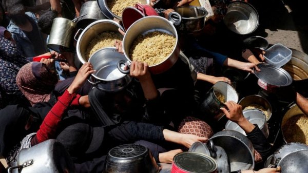 Alimentos contaminados causan más de 1.5 millones de muertes al año en el mundo, advierte la OMS