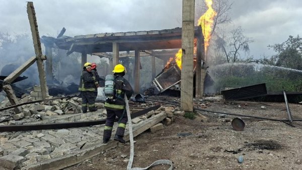 Explota un sitio de almacenamiento de pipas de gas en Puebla cerca de una escuela; no reportan heridos