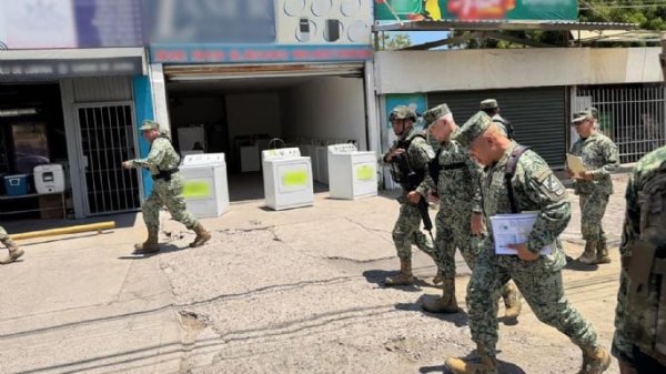 Titulares del Ejército y la Guardia Nacional supervisan operativos en Culiacán
