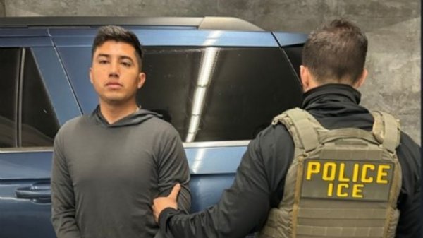 El ICE detiene en California a ex militar mexicano ligado al caso Ayotzinapa