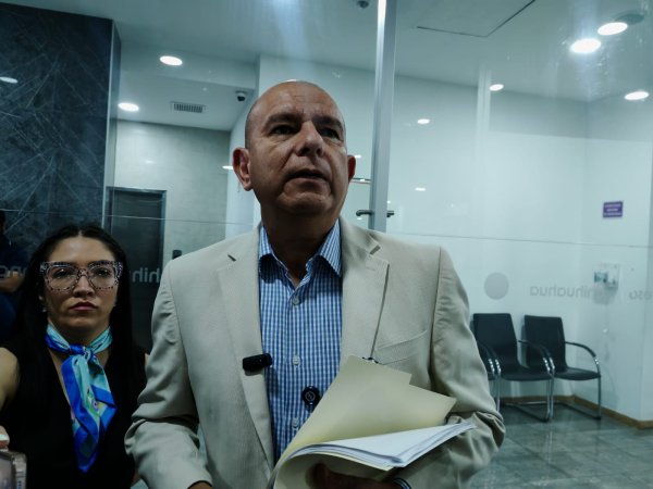 Subasta Coesvi 300 viviendas y 70 terrenos invadidos en 228 mil pesos a empresarios, para que las revendan al triple