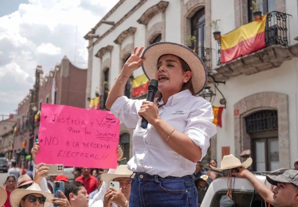 Veta Congreso de Michoacán a Grecia Quiroz por protestas