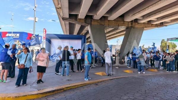 Acuden chalecos azules al 