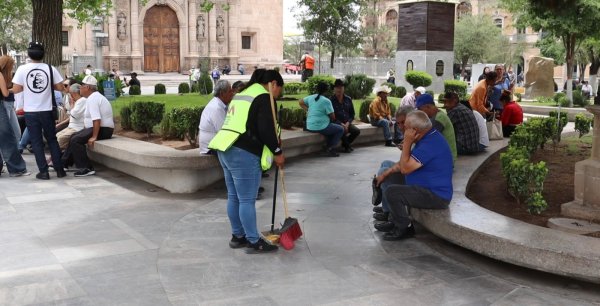 Preserva Municipio la Plaza de Armas, símbolo histórico de Chihuahua Capital