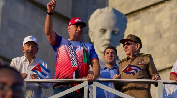 Raúl Castro aparece en público por primera vez desde acusación de EU