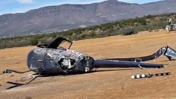 Helicóptero se desploma en la carrera Baja 500, en Ensenada; hay dos lesionados
