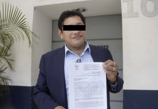 Vinculan a proceso al alcalde de Cuautla; permanecerá en prisión preventiva