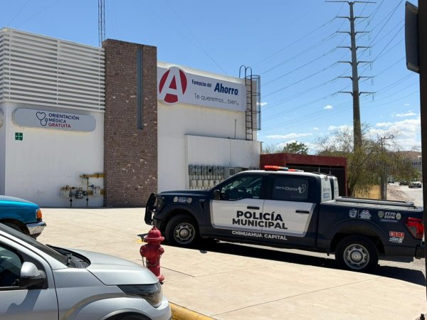 Abandonan cartucho de fusil frente a farmacia; autoridades investigan el hecho