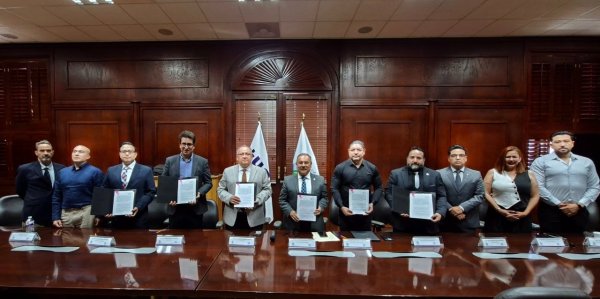 Firma UACH convenio con UNAM; impulsarán proyecto mundial ngVLA de radioastronomía