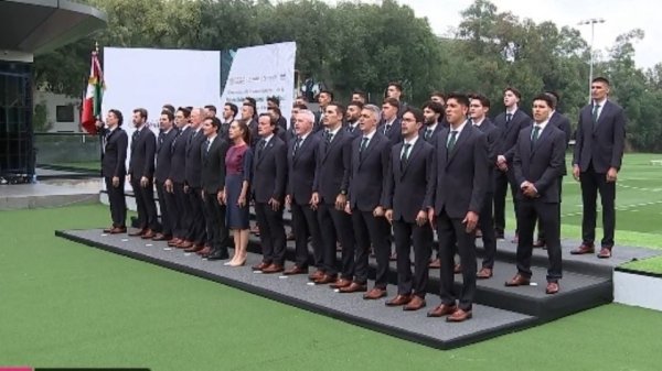 Sheinbaum abandera a México y le desea éxito a tres días de inaugurar el Mundial: 