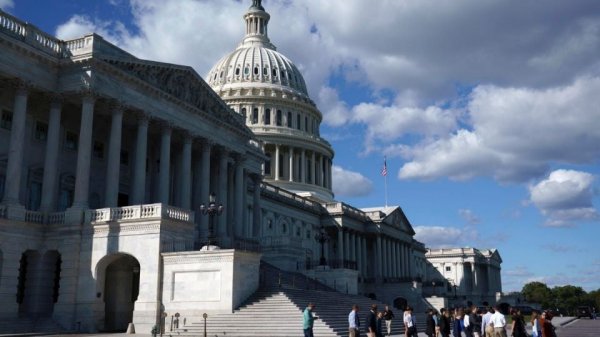 Autorización para vigilar en el extranjero se mantiene en vilo en el Senado de EU; republicanos piden a Marco Rubio prepararse