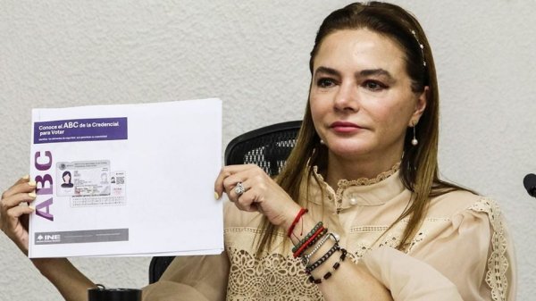 INE presenta nueva credencial para votar; se podrán producir hasta 90 mil micas diariamente