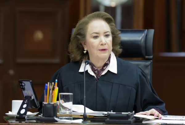 ¡Ministros no quieren a Lenia! Perfilan a Yasmín Esquivel para presidir la SCJN en 2027