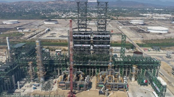 Fuga en Pemex: confirman derrame de combustóleo en la refinería de Salina Cruz, Oaxaca