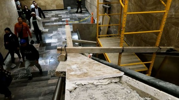 Línea 2 del Metro de la CDMX: retrasos, cierres y caos a unas horas del Mundial