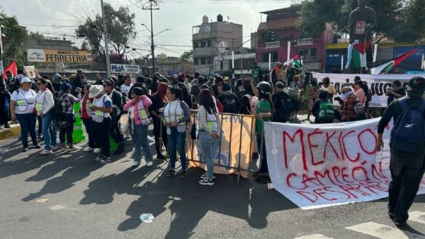 Caos rumbo al Estadio Azteca: colapsan vialidades por la presencia de manifestantes y afluencia de aficionados