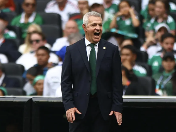 Javier Aguirre busca 