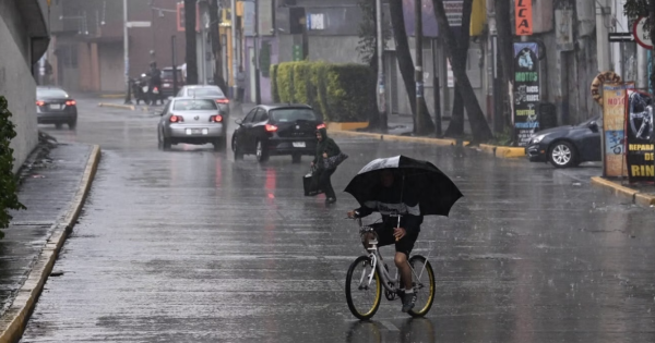 Ondas tropicales intensificarán lluvias de viernes a lunes en estas entidades