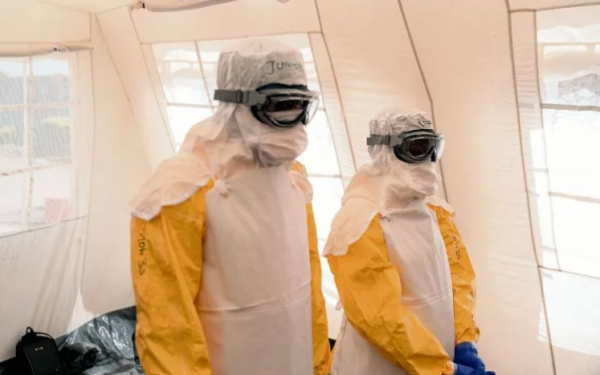 OMS confirma 676 casos de ébola en África