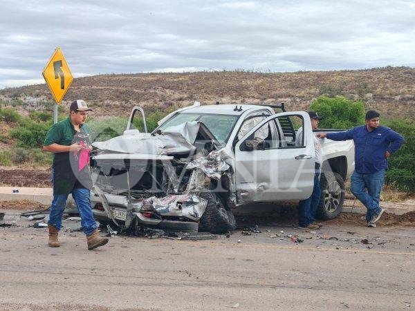 Fuerte choque deja tres lesionados en el camino al Ejido El Fresno