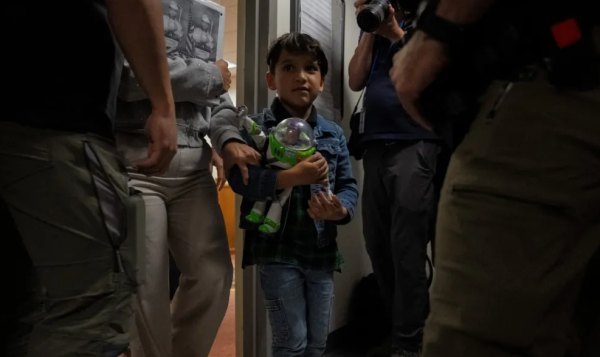 Lleva ICE 500 bebés detenidos
