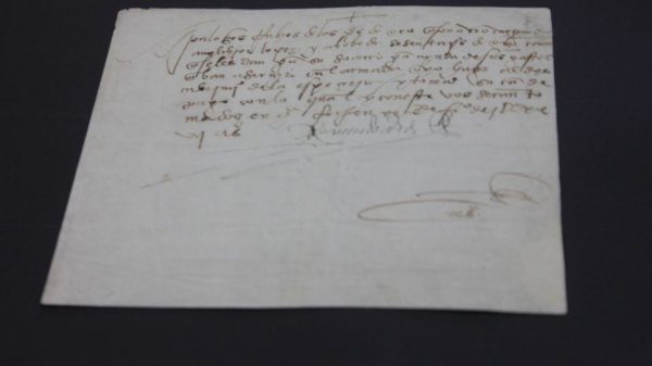 FBI entrega a México documento del siglo XVI firmado por Hernán Cortés; fue robado hace 30 años