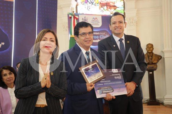 Reconoce Cabildo a paramédico con 46 años de servicio como Héroe Civil Chihuahuense 2026