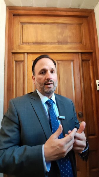 Habrá que preguntarle a Cuauhtémoc Estrada qué reforma leyó: Santiago De la Peña