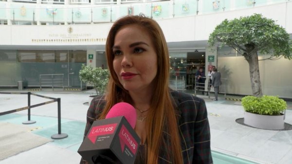 Quitan protección a diputada de Sinaloa que recibió corona fúnebre; “Diosito me acompaña”, asegura