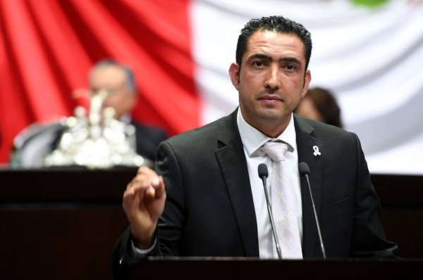 A dos meses sin fiscal, Miguel Riggs cuestiona actuación de Maru Campos