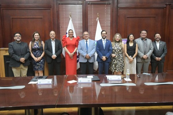 Anuncian la FCPyS-UACH y el IEE diplomado en línea sobre Ley de Participación Ciudadana