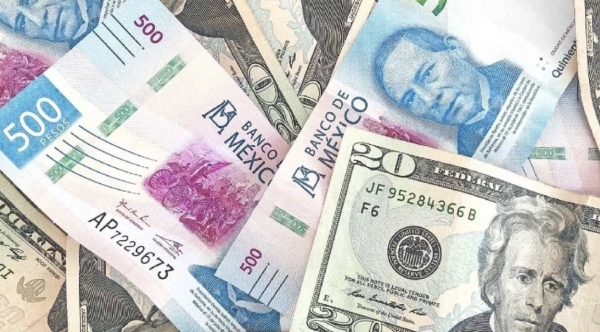 Peso mexicano se deprecia a la espera de noticias sobre la tregua de Estados Unidos e Irán