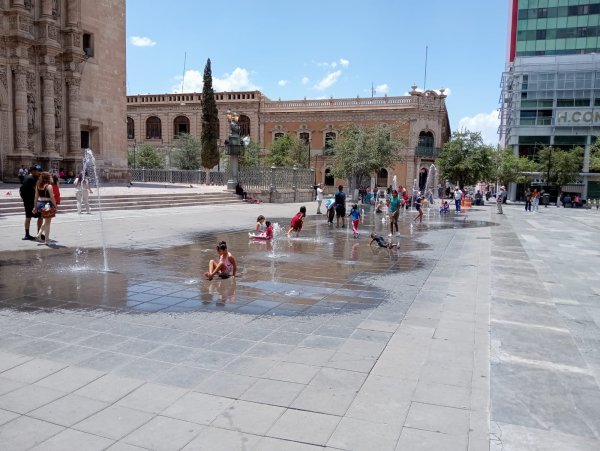 Seguirán las altas temperaturas; hoy se espera una máxima de 37°C en la capital