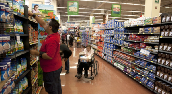 Ventas minoristas retomaron ritmo en abril: crecieron 0.8% mensual