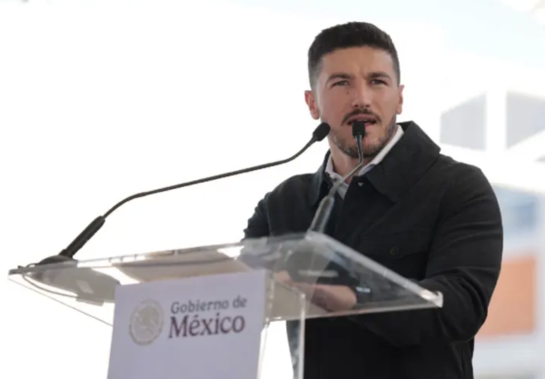 Samuel García presenta su defensa por escrito al Congreso de Nuevo León para evitar juicio político