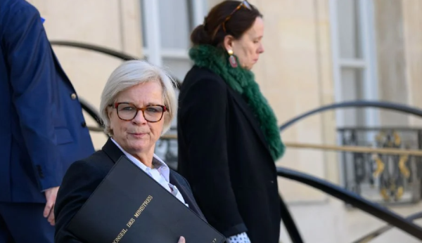 Francia confirma daños en un hangar de su base naval en Emiratos Árabes; no reporta víctimas