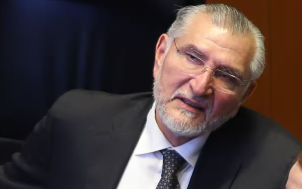 ¿Y la Austeridad? Captan a Adán Augusto en lujoso hotel de Cancún