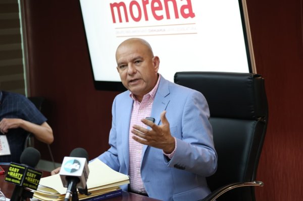 La diputada Rosana pidió permuta de cambio de curul… nada tuve que ver: Cuauhtémoc Estrada