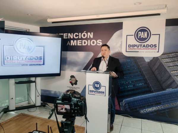 Enojados en Morena por la defensa de Maru a la salud, contra el adoctrinamiento de la niñez y contra el saqueo: Alfredo Chávez