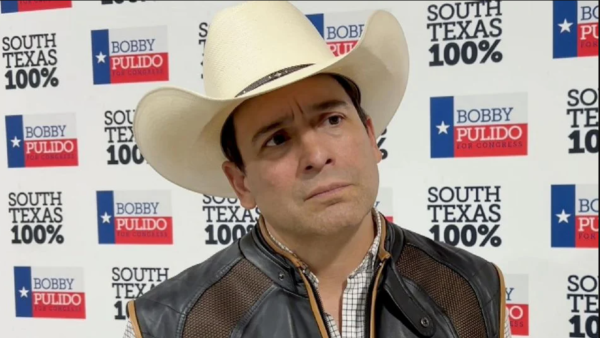 Bobby Pulido va por el Congreso de EU : gana las primarias de los demócratas por el distrito 15 de Texas