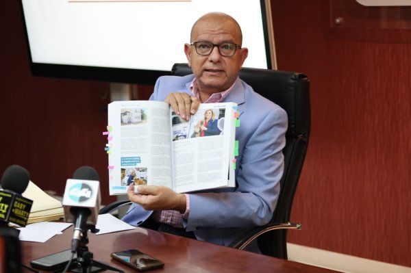 Andrea está en su derecho de contrainforme, nosotros hemos hecho dos contrainformes: Cuauhtémoc Estrada