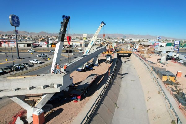 Instala Municipio trabes en Paso Superior de vialidad Los Nogales y avenida de las Industrias