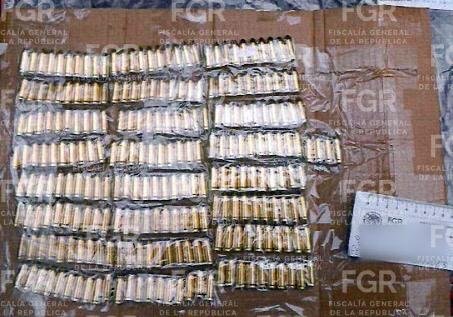 Obtiene FGR sentencia de más de 10 años de prisión contra una persona detenida con armas y drogas en Chihuahua